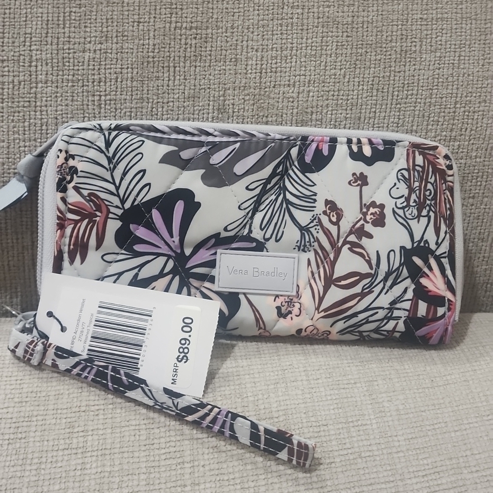 Vera Bradley RFID Accordion Wristlet